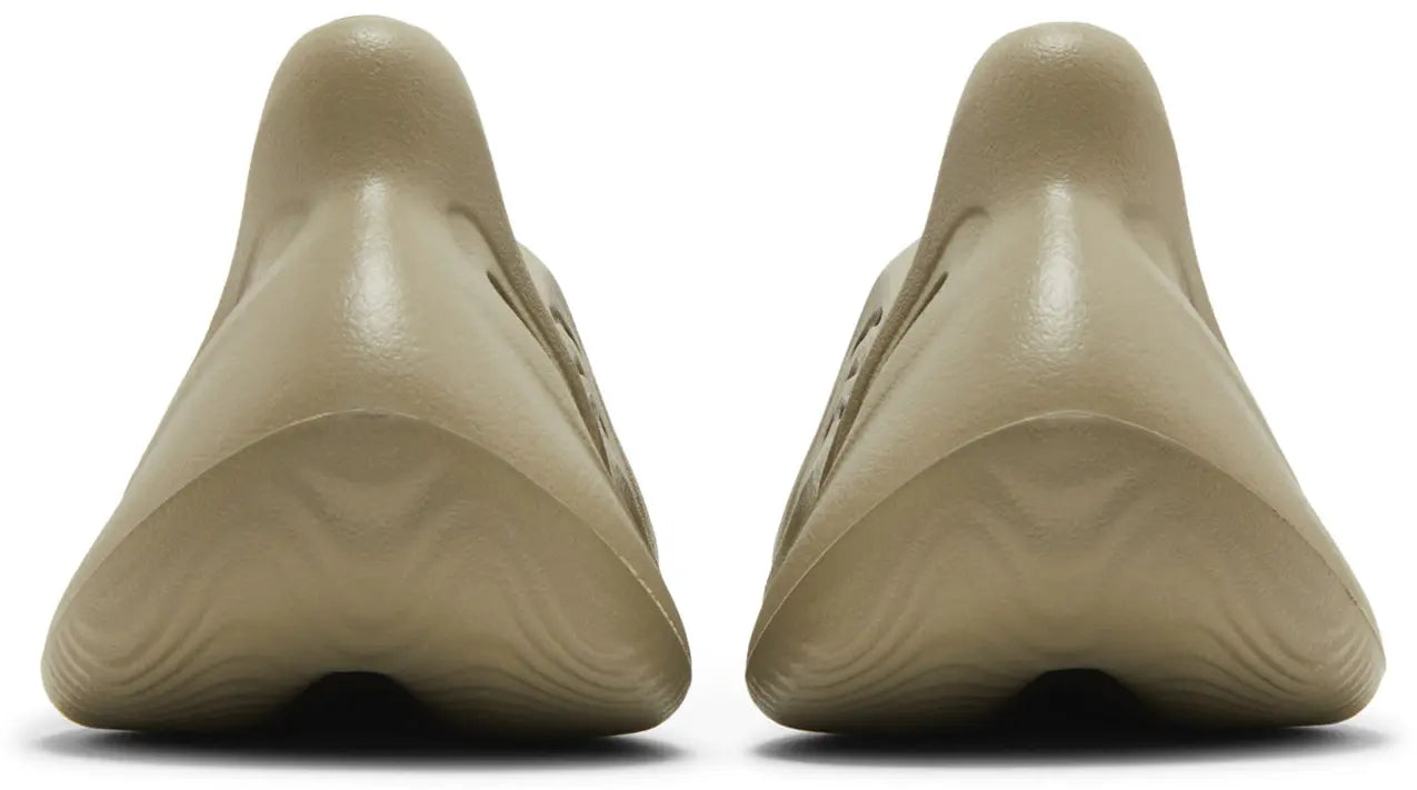 adidas Yeezy Foam RNR Stone Salt