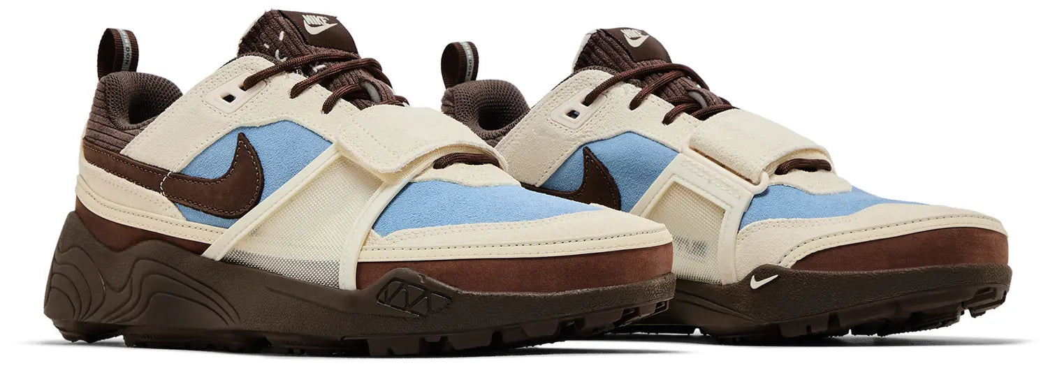 Travis Scott x Nike Zoom Field Jaxx 'Leche Blue'