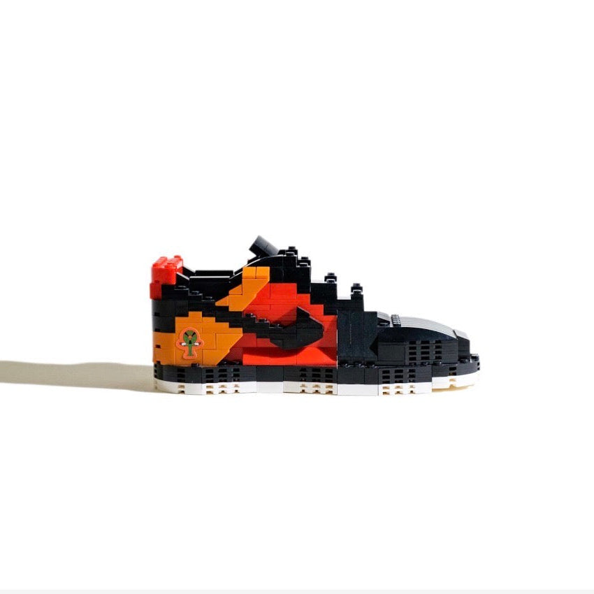 Kick Brick Dunk SB Raygun Black